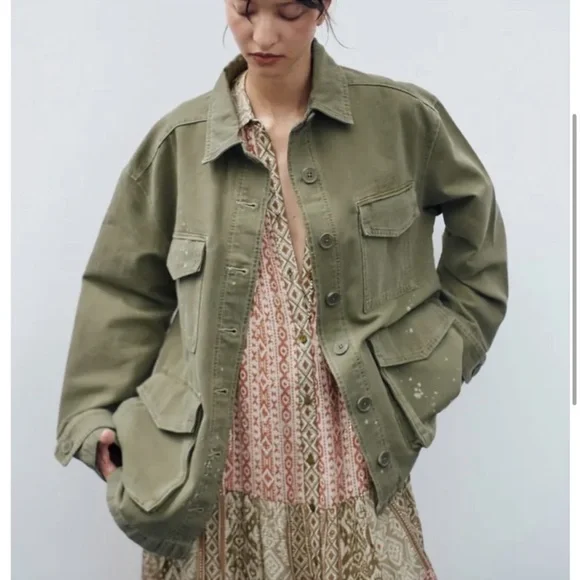 Zara Multi Pocket Jacket Small 
Khaki Military
95.0
Size: S | Zara
Worn once - Picture 7 of 14